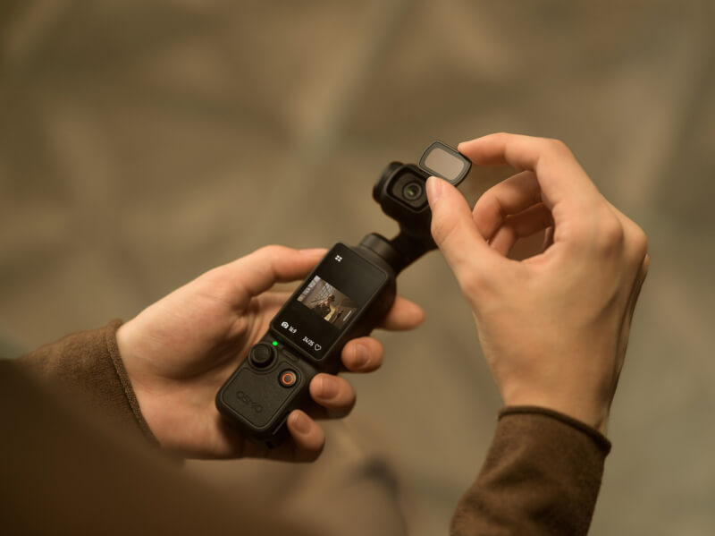 DJO Osmo Pocket 4